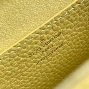 Borsa Falsa Louis Vuitton Twist PM in pelle Taurillon gialla M58571 BLV713