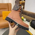 Stivali Falsa Louis Vuitton Territory Flat Ranger in pelle di vitello marrone