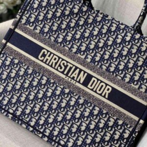 Falsa Dior M1286 Dior Book Tote Blu Dior Oblique Velluto 2