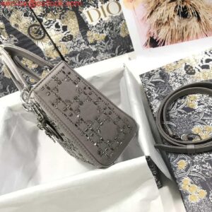 Falsa Dior M0505 Mini Dior Lady Bag Pelle di agnello Cannage metallizzata grigia con ricamo di perline