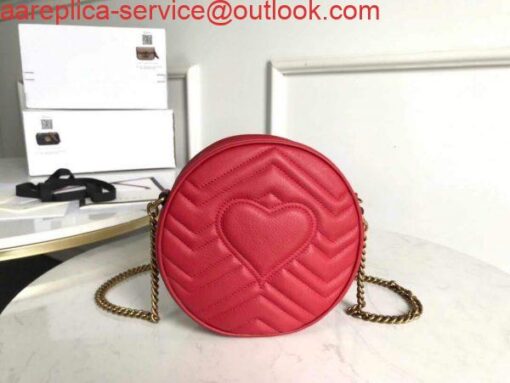 Borsa a tracolla rotonda Falsa Gucci 550154 GG Marmont Mini rossa - immagine 3